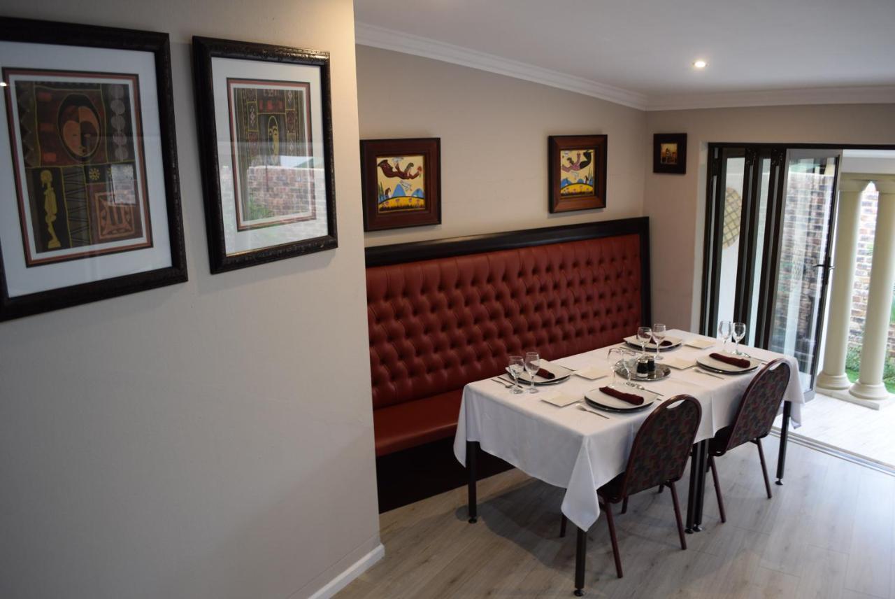 African Moon Corporate House Kempton Park Esterno foto